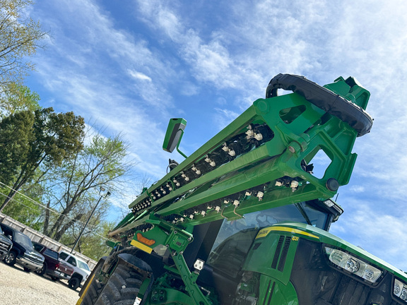 2022 John Deere 412R Sprayer/High Clearance