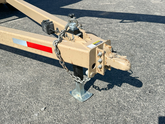 2012 Unverferth 3750 Tender