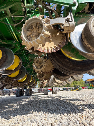 2023 John Deere 1775NT Planter