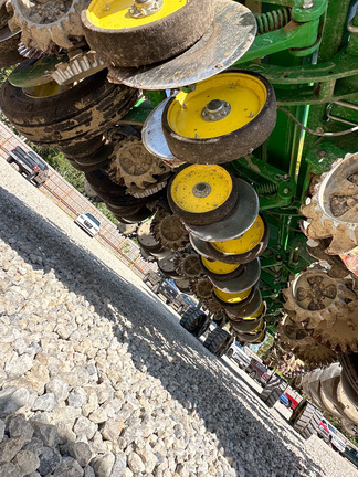 2023 John Deere 1775NT Planter