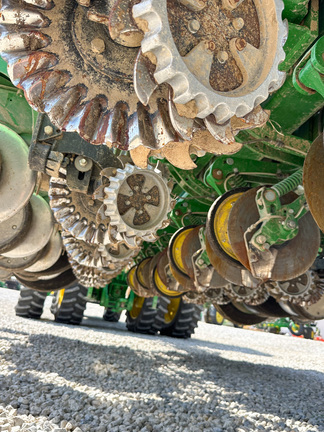 2023 John Deere 1775NT Planter