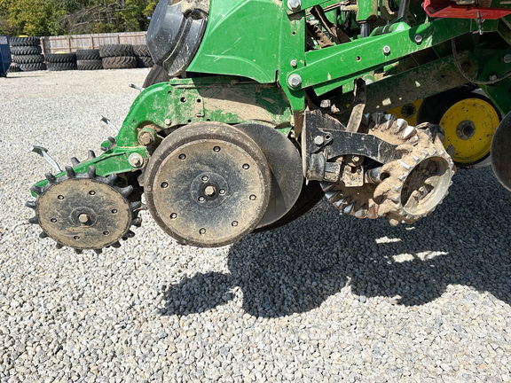 2023 John Deere 1775NT Planter