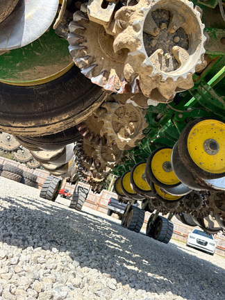 2023 John Deere 1775NT Planter