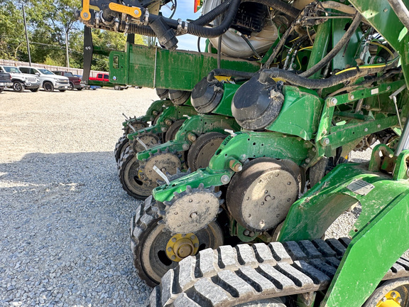 2023 John Deere 1775NT Planter