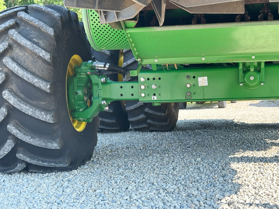 2023 John Deere S780 Combine