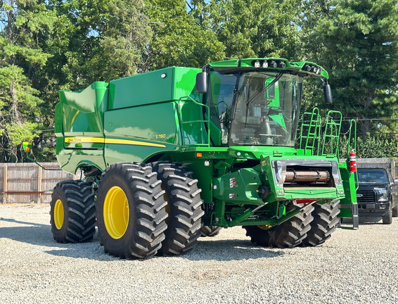 2023 John Deere S780 Combine