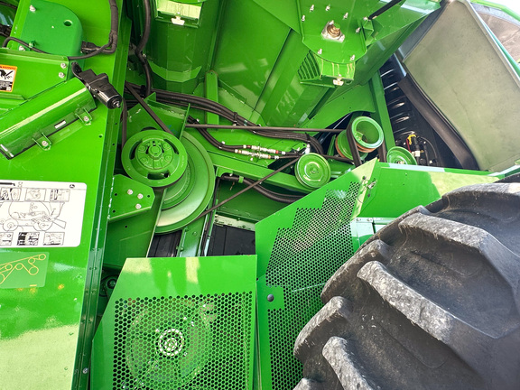 2023 John Deere S780 Combine