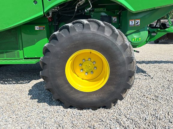 2023 John Deere S780 Combine