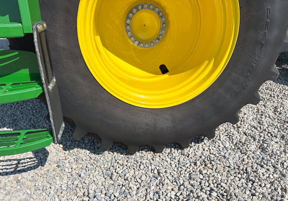 2023 John Deere S780 Combine