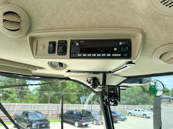 2023 John Deere S780 Combine