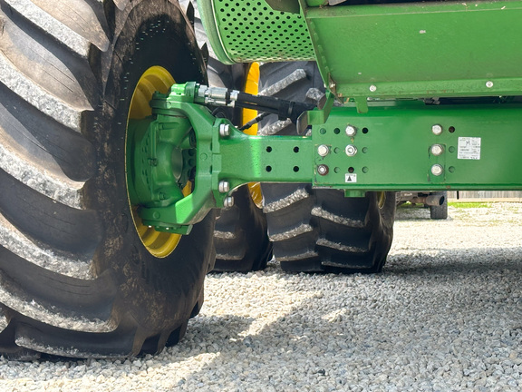2023 John Deere S780 Combine