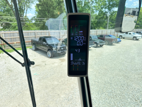 2023 John Deere S760 Combine