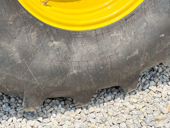 2023 John Deere S760 Combine