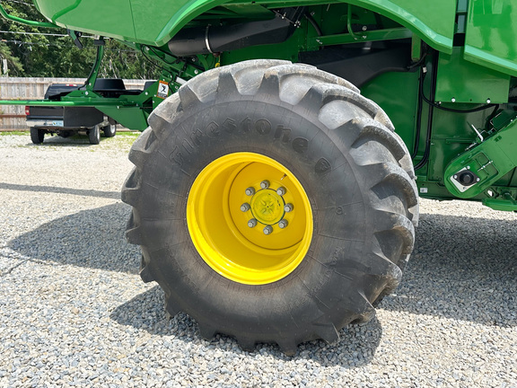 2023 John Deere S760 Combine