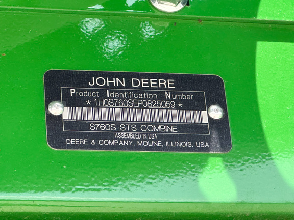 2023 John Deere S760 Combine