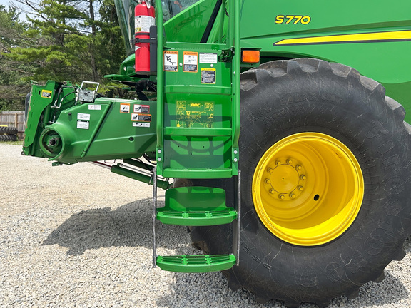 2020 John Deere S770 Combine