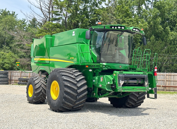 2020 John Deere S770 Combine