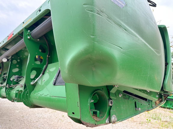 2018 John Deere 645FD Header Combine