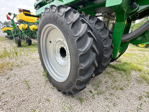 2024 Unverferth 2030-DT Strip Till