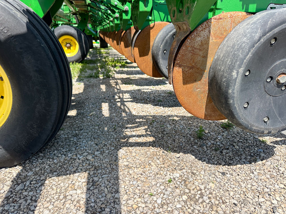 2011 John Deere DB90 Planter