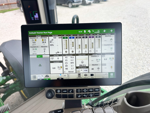 2022 John Deere 8R 250 Tractor