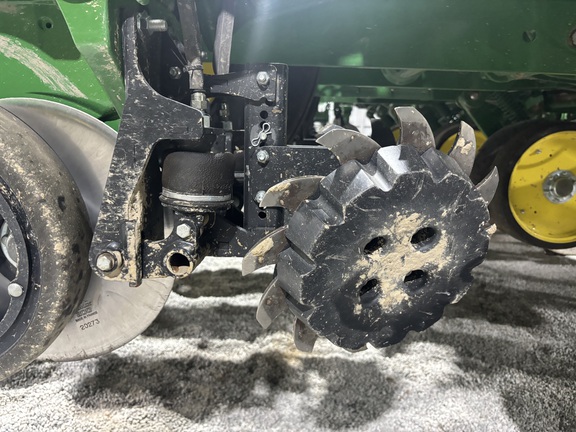 2025 John Deere 1775NT Planter