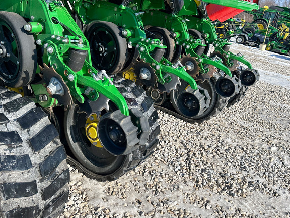 2025 John Deere 1775NT Planter