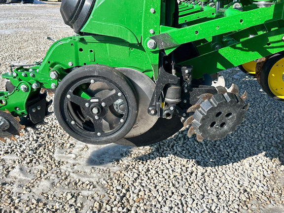 2025 John Deere 1775NT Planter