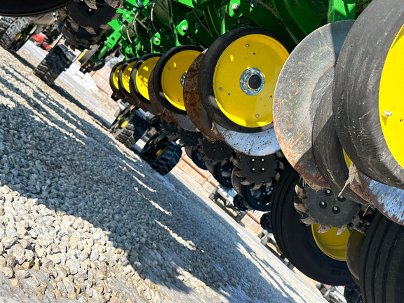 2025 John Deere 1775NT Planter