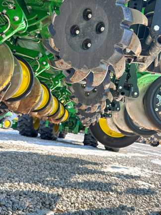 2025 John Deere 1775NT Planter