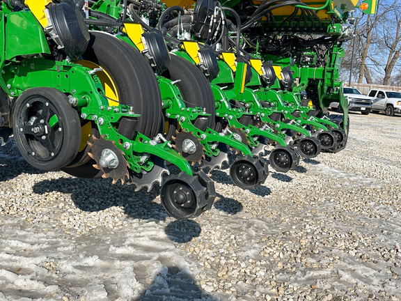 2025 John Deere 1775NT Planter