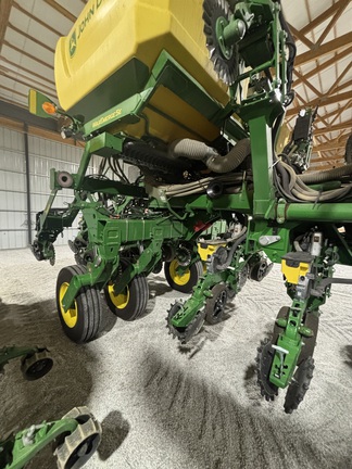 2025 John Deere 1795 Planter