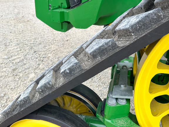 2025 John Deere 8RX 340 Tractor Rubber Track