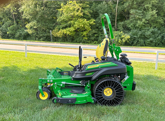 2024 John Deere Z960M Mower/Zero Turn