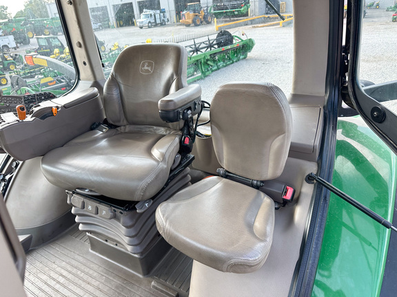 2013 John Deere 8335R Tractor