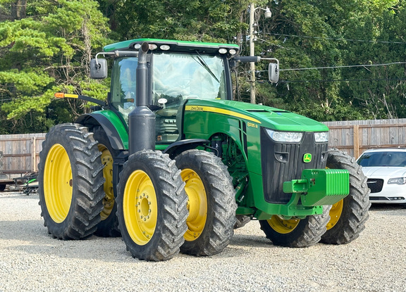2013 John Deere 8335R Tractor