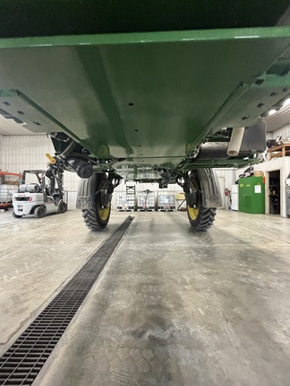 2025 John Deere 410R Sprayer/High Clearance
