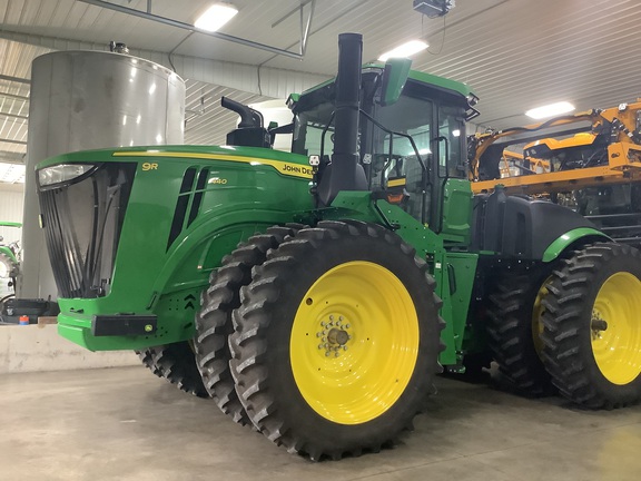 2025 John Deere 9R 440 Tractor 4WD