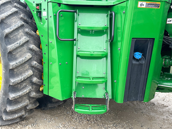 2025 John Deere 9R 440 Tractor 4WD