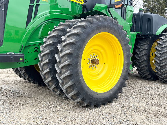 2025 John Deere 9R 440 Tractor 4WD