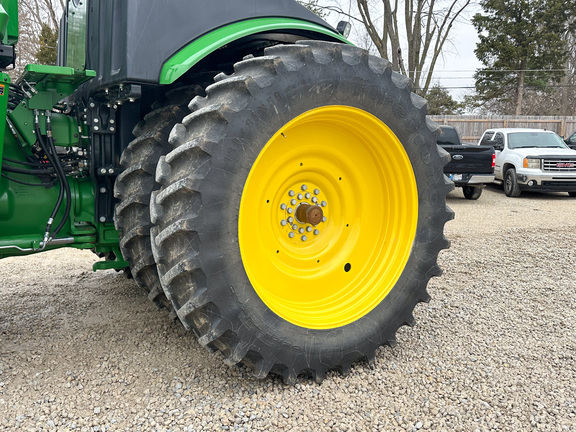 2025 John Deere 9R 440 Tractor 4WD