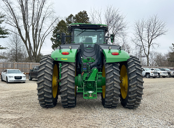 2025 John Deere 9R 440 Tractor 4WD
