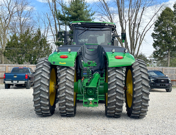 2025 John Deere 9R 440 Tractor 4WD