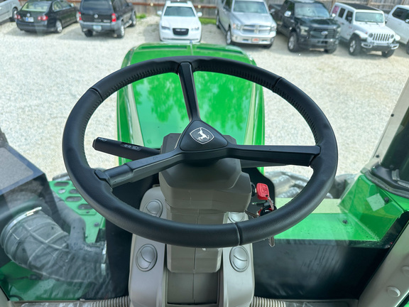 2025 John Deere 9R 440 Tractor 4WD