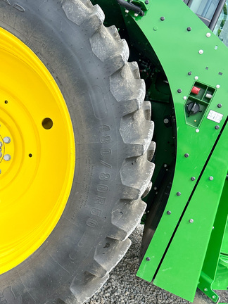 2025 John Deere 9R 440 Tractor 4WD