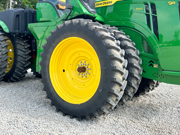 2025 John Deere 9R 440 Tractor 4WD