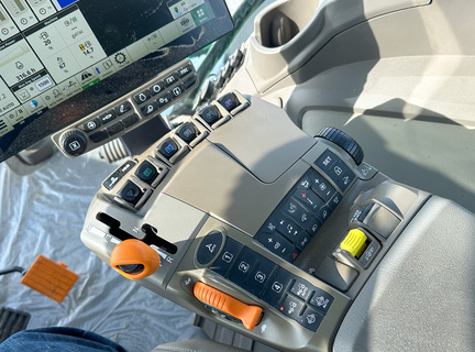 2025 John Deere 8R 340 Tractor