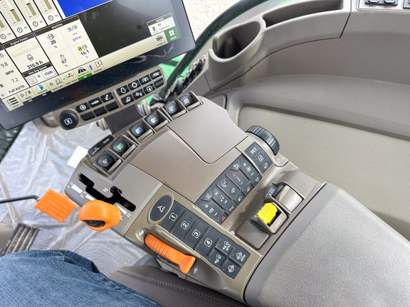 2025 John Deere 8R 340 Tractor