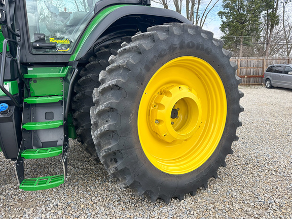 2025 John Deere 8R 340 Tractor