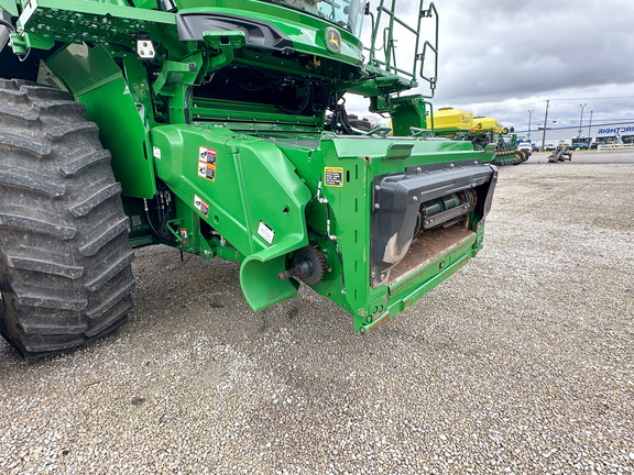 2025 John Deere S7 800 Combine
